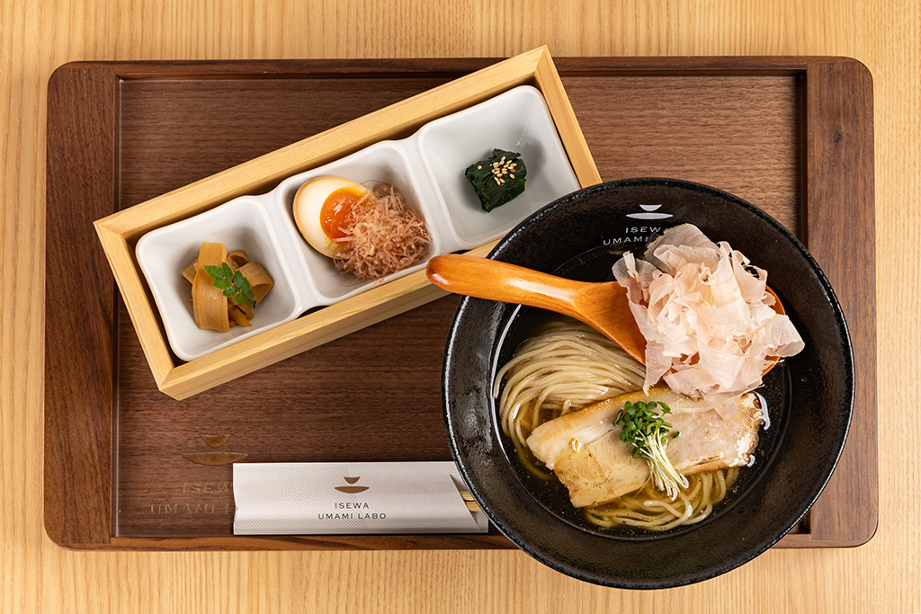 澄ましの汐らぁ麺